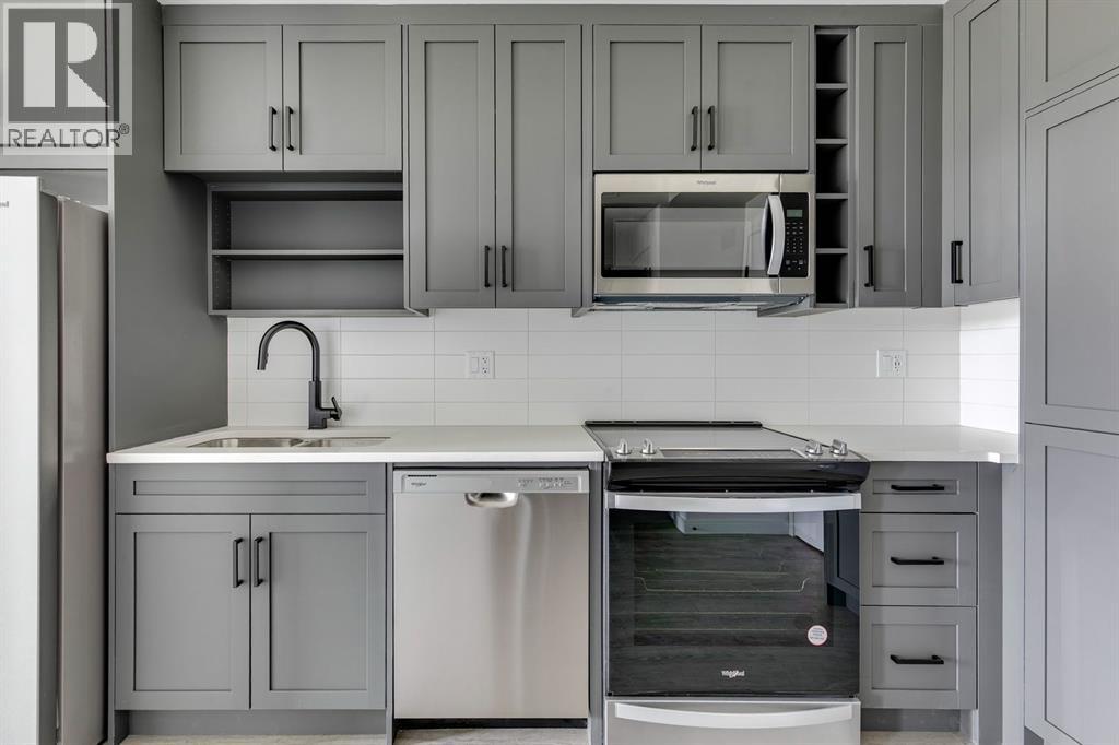 Single Family House for Sale in   University Avenue NW University District Calgary 