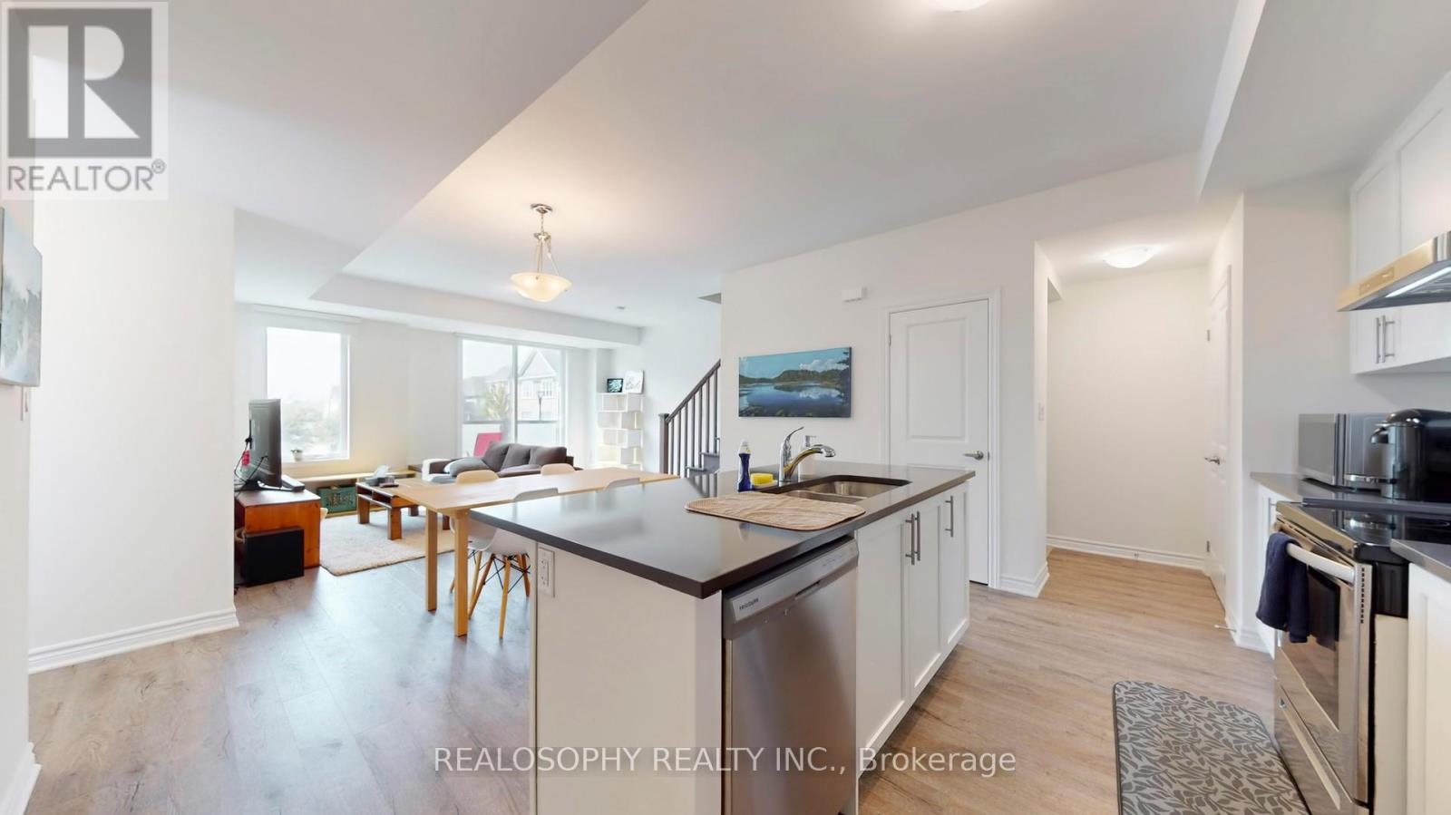 Photo 12 of 211 1034 Relection Place, Pickering ON
