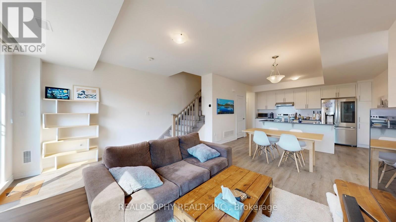Photo 17 of 211 1034 Relection Place, Pickering ON
