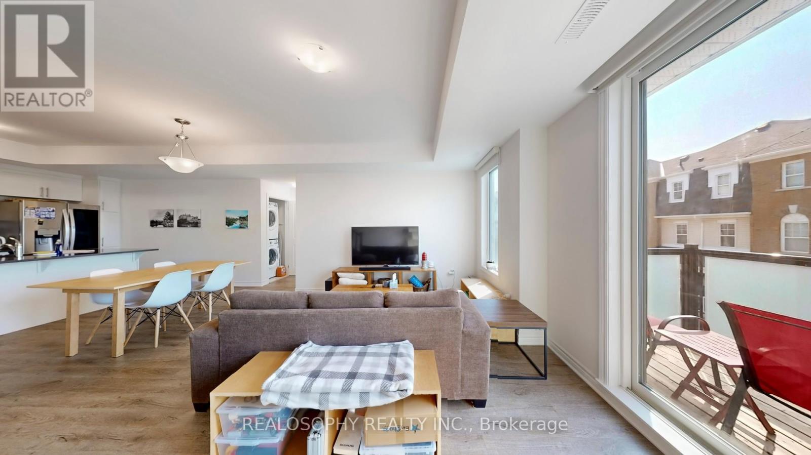 Photo 19 of 211 1034 Relection Place, Pickering ON