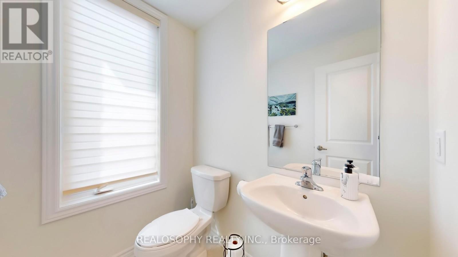 Photo 22 of 211 1034 Relection Place, Pickering ON