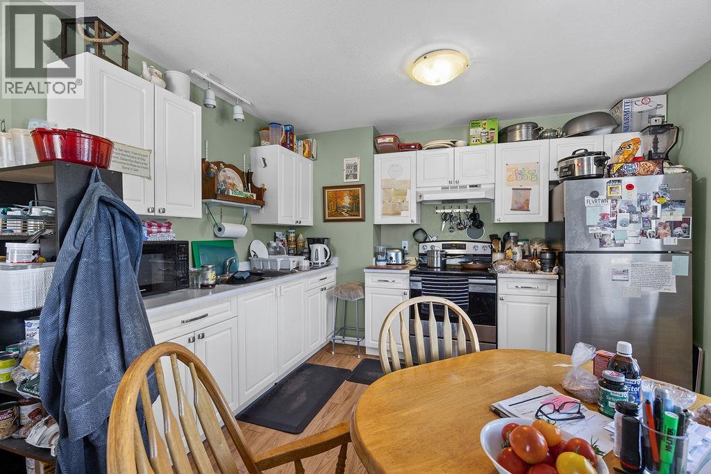 Photo 10 of 2306 39 Street Unit 4, Vernon BC