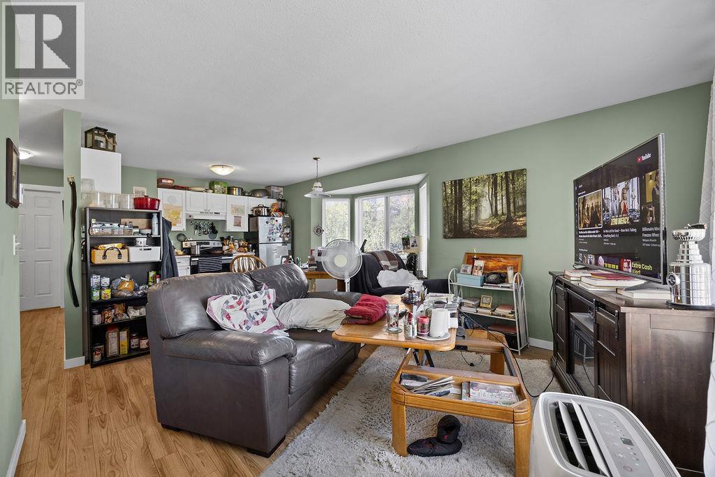 Photo 11 of 2306 39 Street Unit 4, Vernon BC