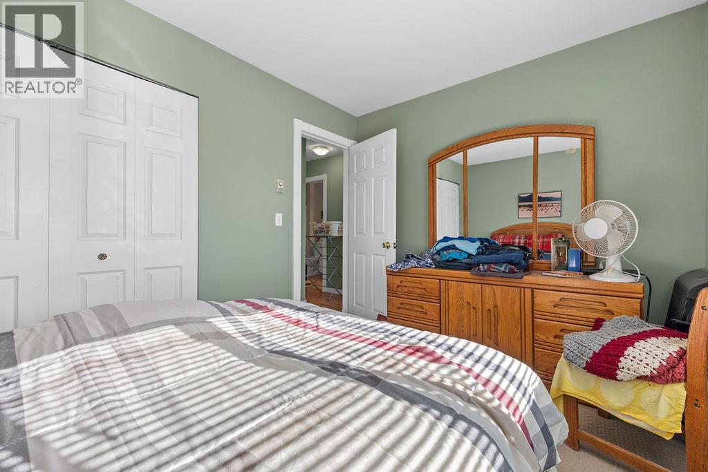 Photo 5 of 2306 39 Street Unit 4, Vernon BC