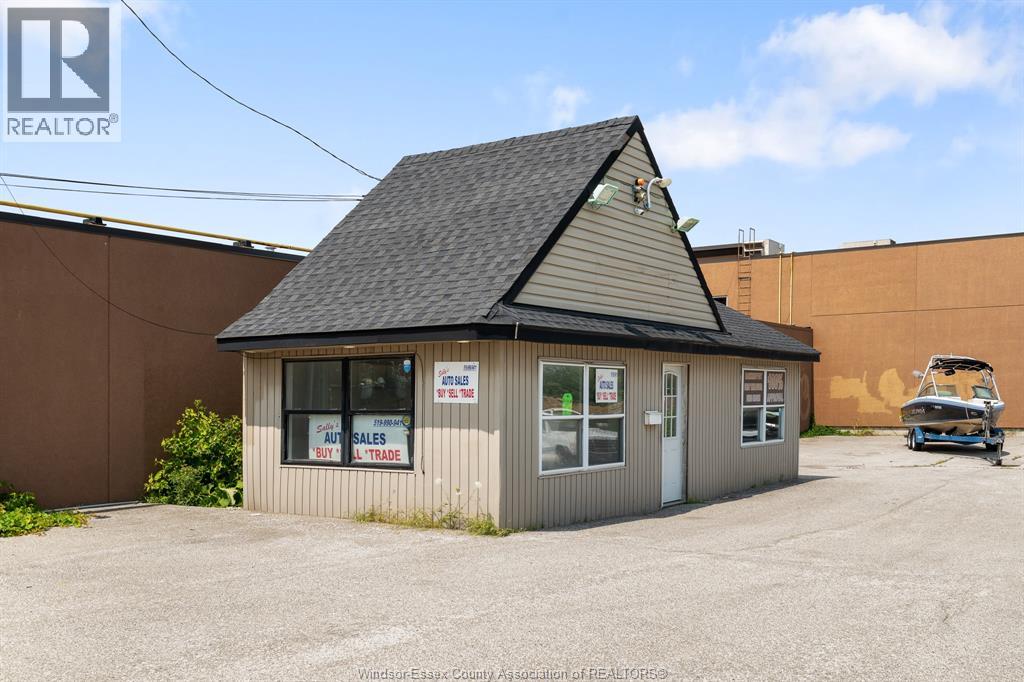 Photo 24 of 6642 Tecumseh Road East, Windsor ON