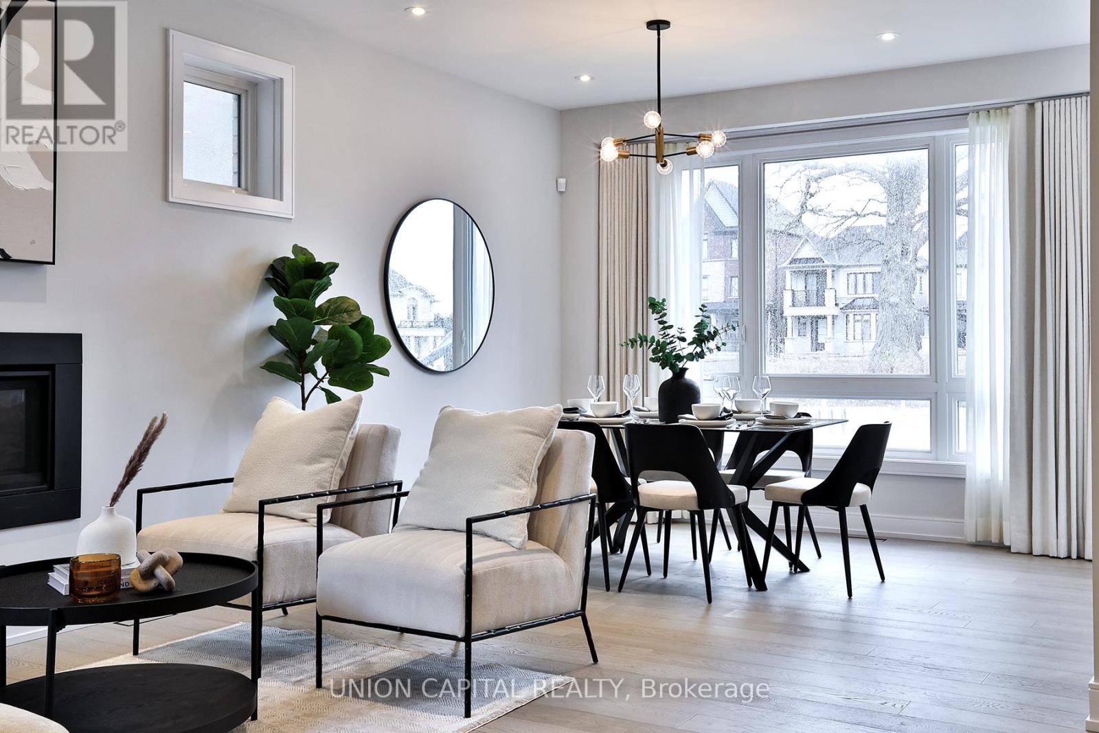 Photo 15 of 9 Kohn Lane, Markham ON