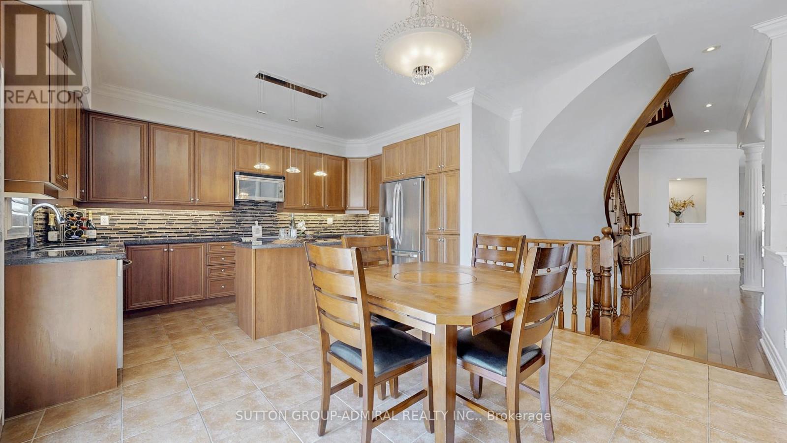 Photo 13 of 197 Israel Zilber Drive, Vaughan ON