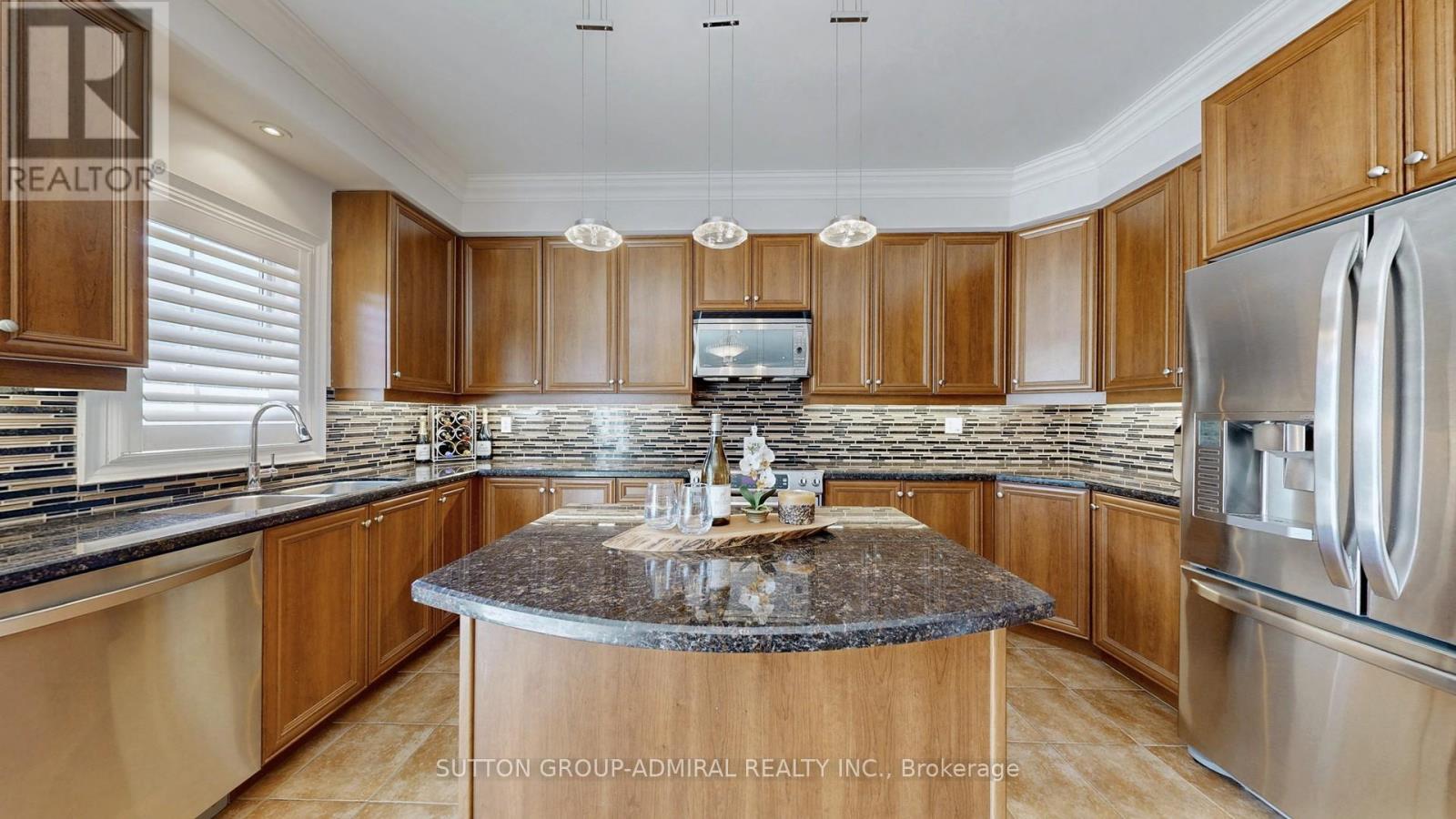 Photo 14 of 197 Israel Zilber Drive, Vaughan ON