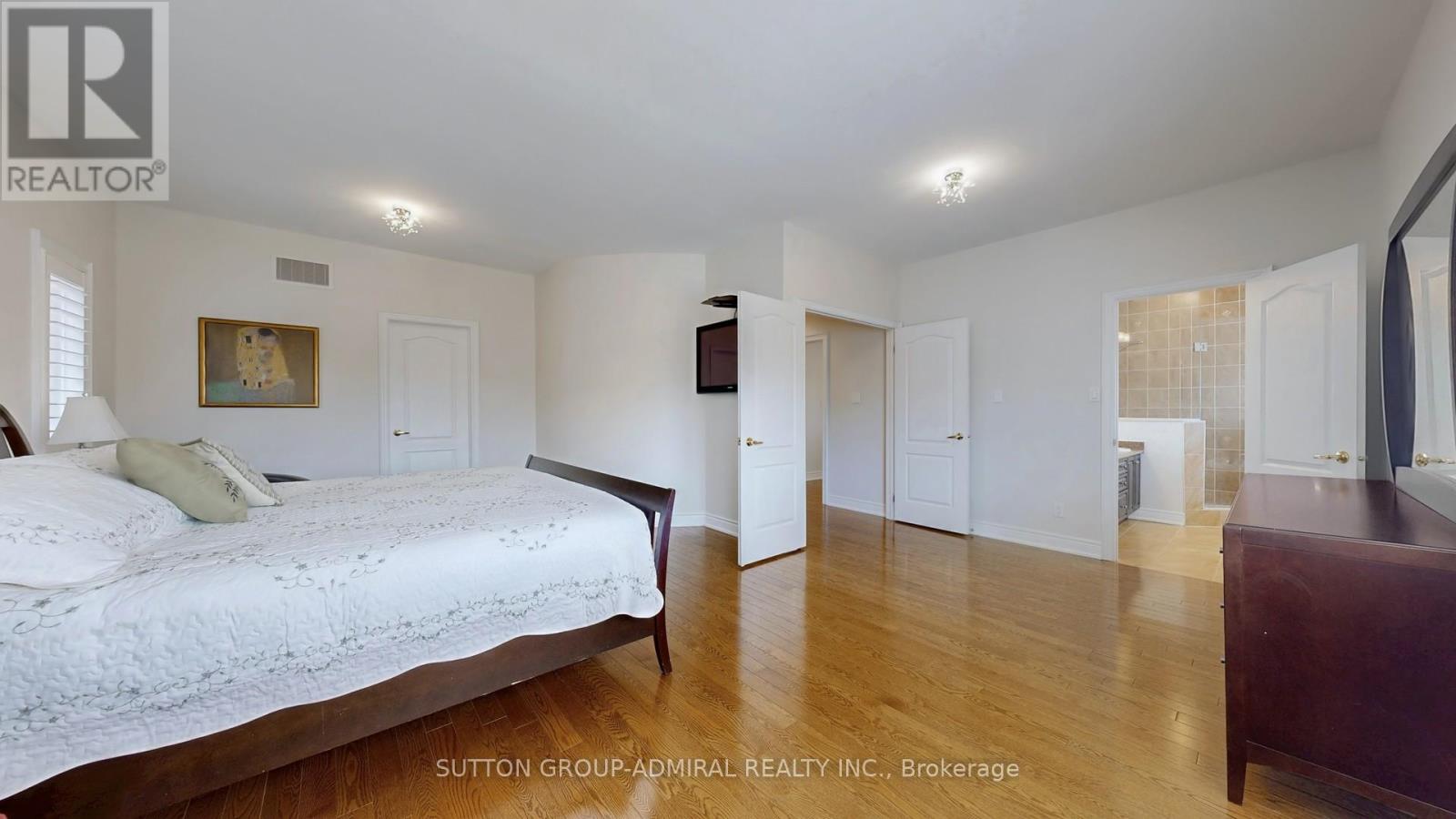 Photo 21 of 197 Israel Zilber Drive, Vaughan ON