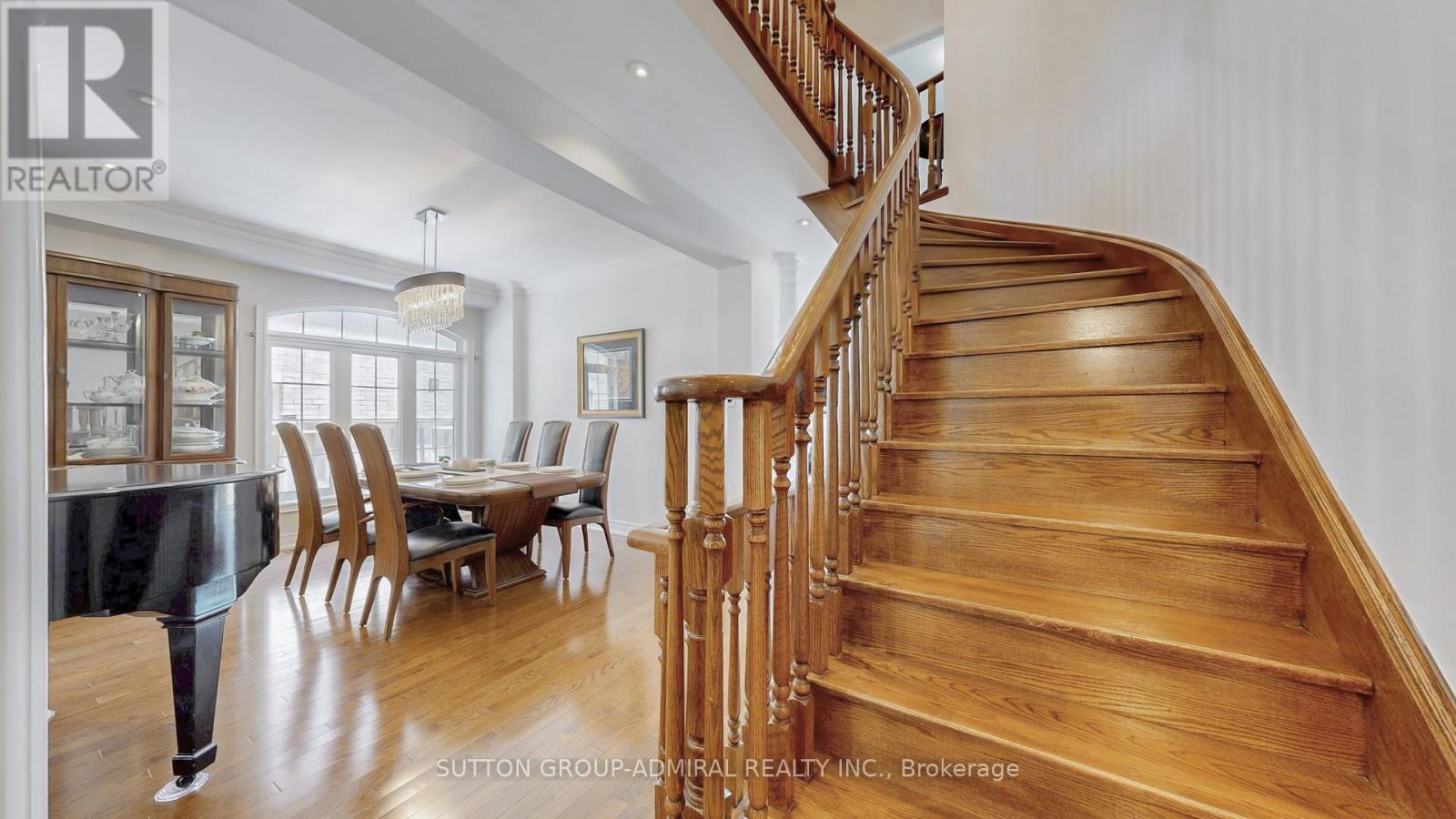 Photo 4 of 197 Israel Zilber Drive, Vaughan ON