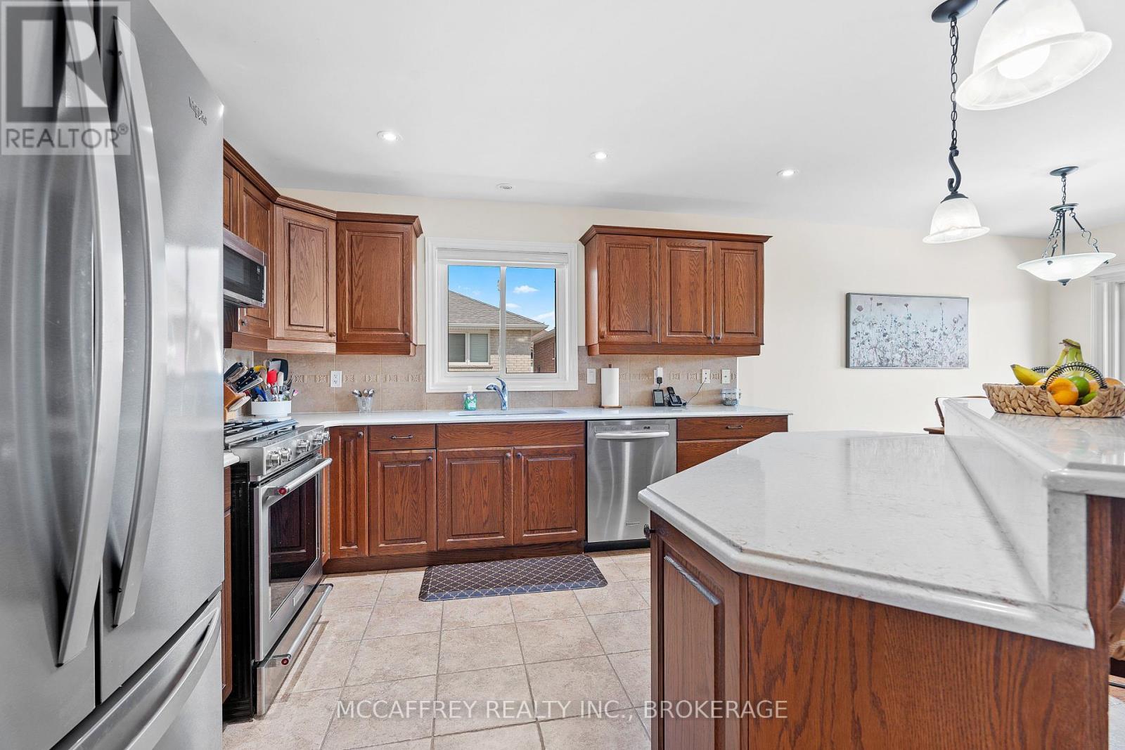 Photo 20 of 27 Ashwood Crescent, Greater Napanee ON