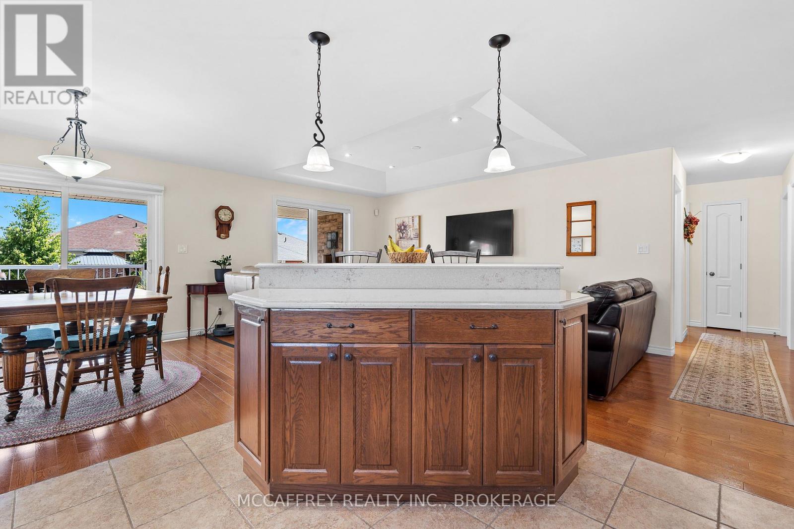 Photo 21 of 27 Ashwood Crescent, Greater Napanee ON