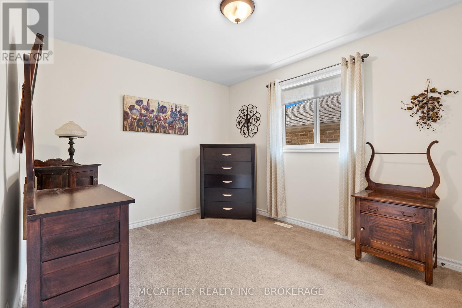 Photo 30 of 27 Ashwood Crescent, Greater Napanee ON