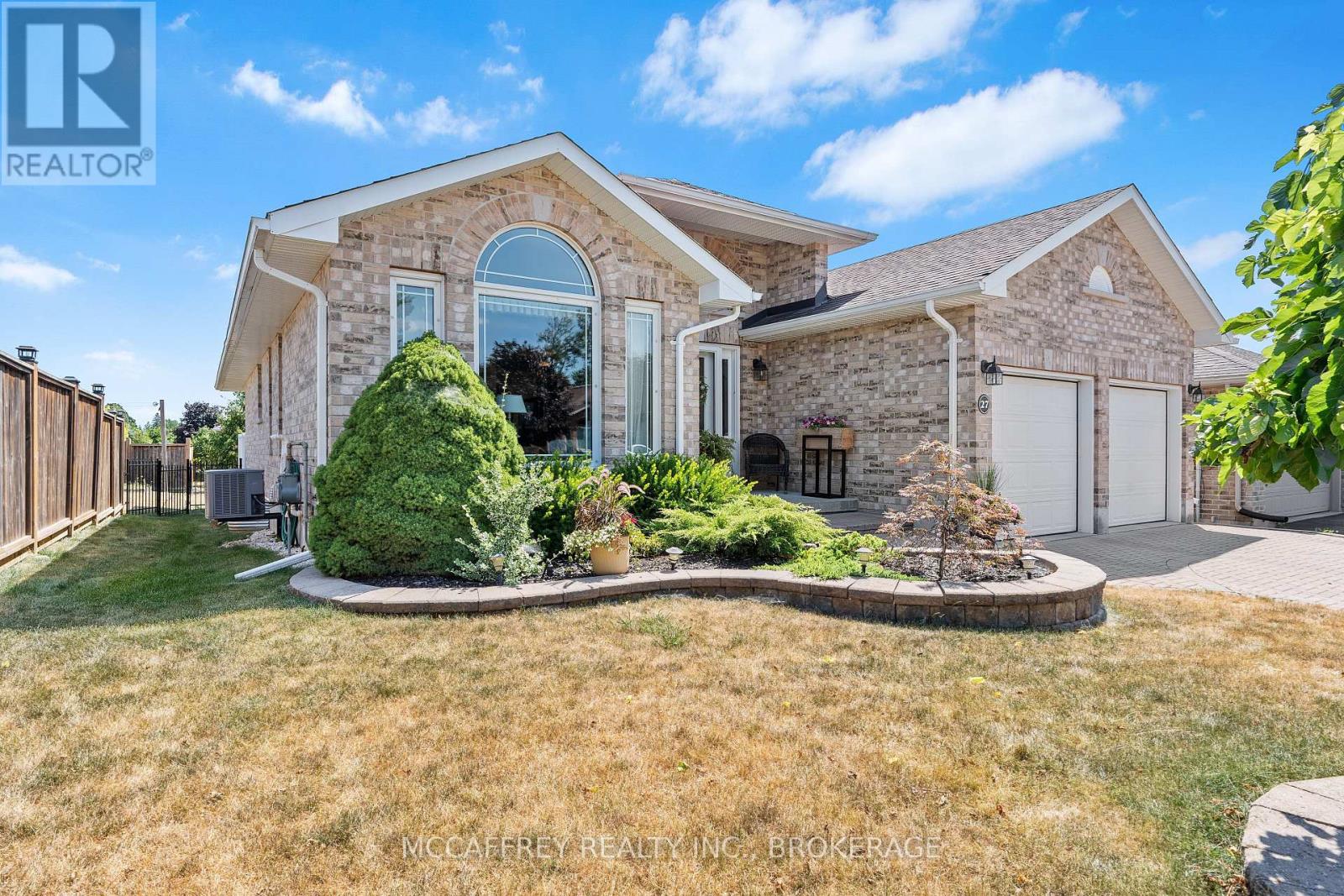 Photo 47 of 27 Ashwood Crescent, Greater Napanee ON