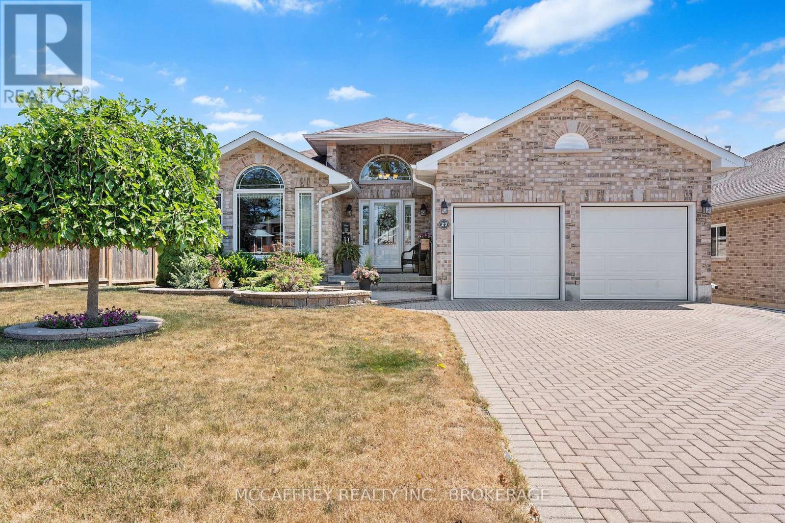 Photo 48 of 27 Ashwood Crescent, Greater Napanee ON