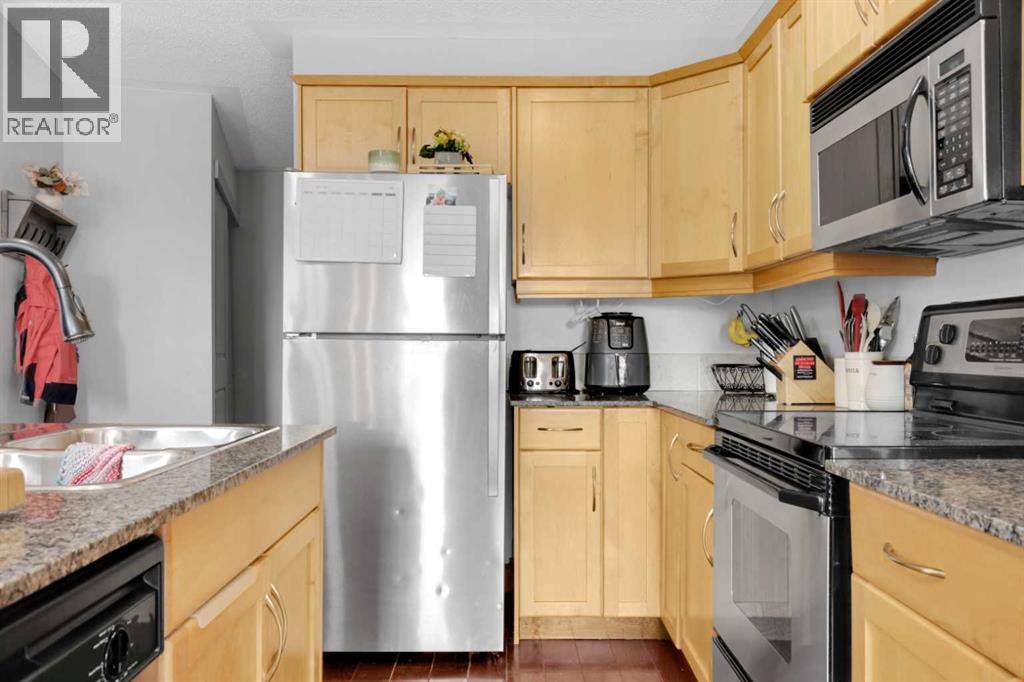 Single Family House Multi-level for Sale in    Avenue SW Garrison Woods Calgary 