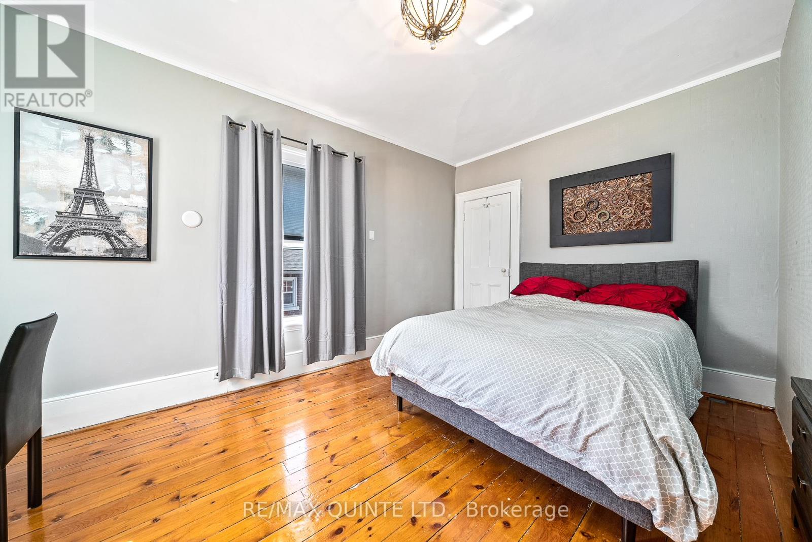 156 BRIDGE STREET E - 13
