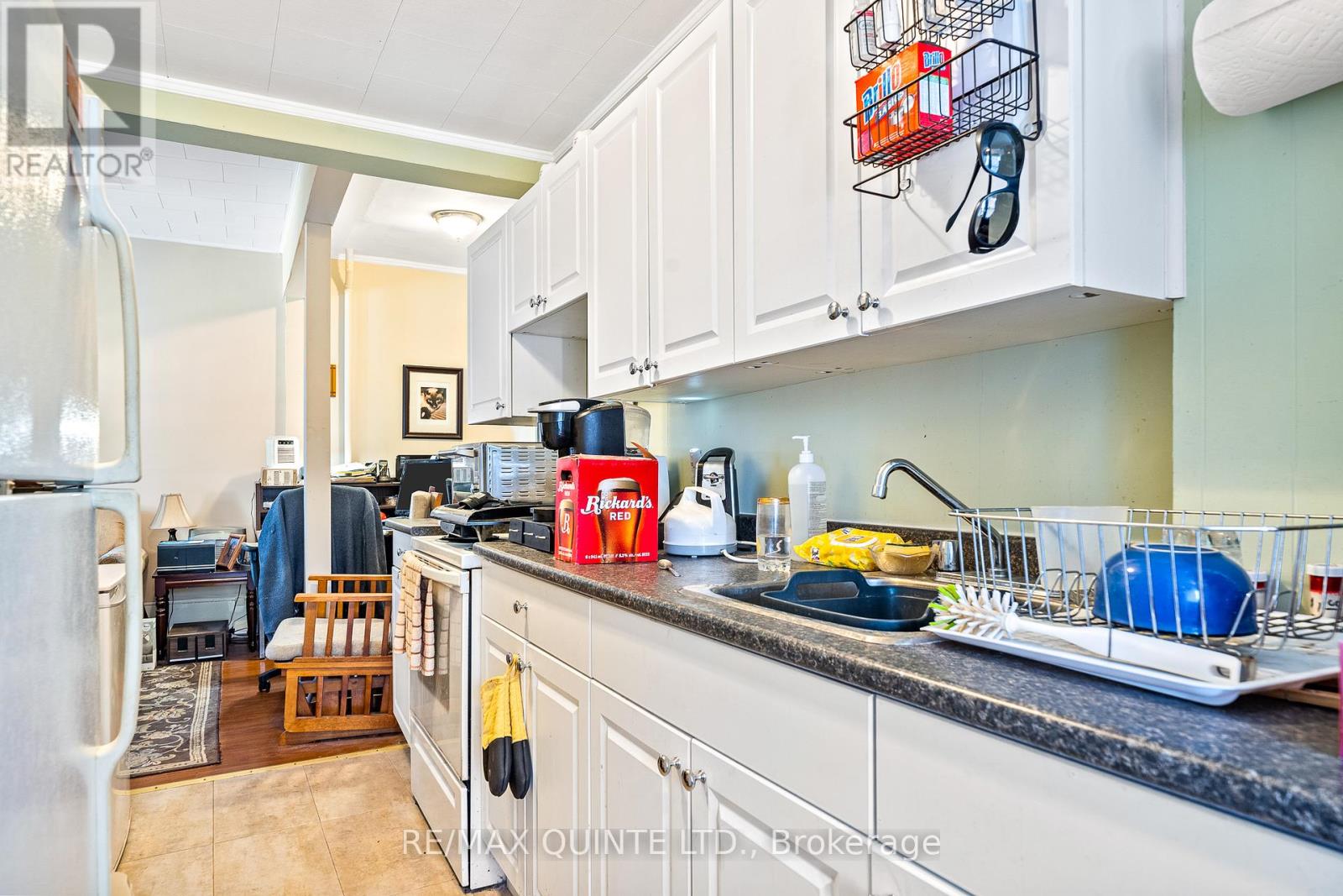156 BRIDGE STREET E - 26