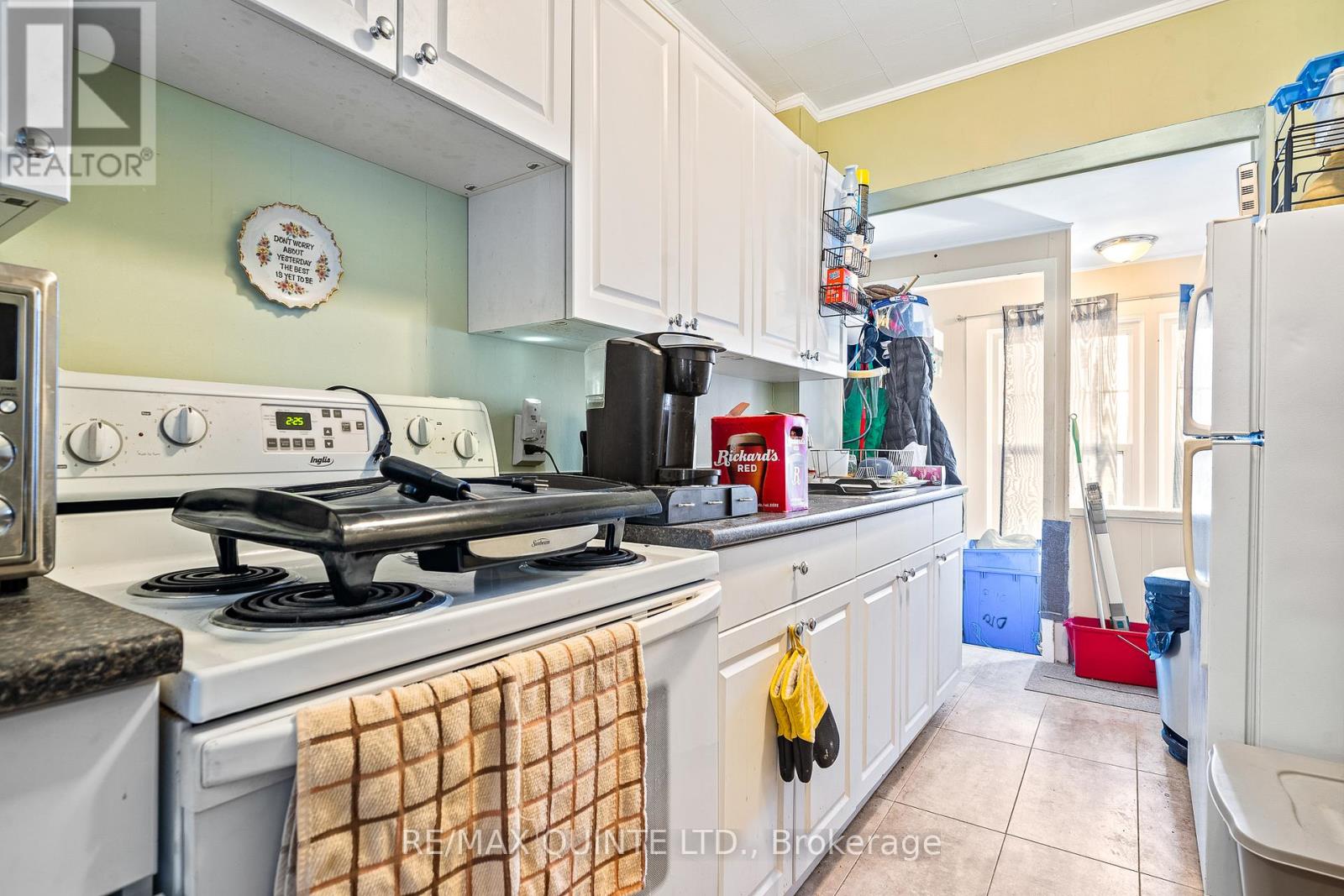 156 BRIDGE STREET E - 27