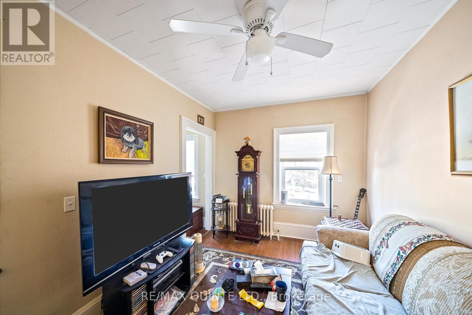156 BRIDGE STREET E - 30