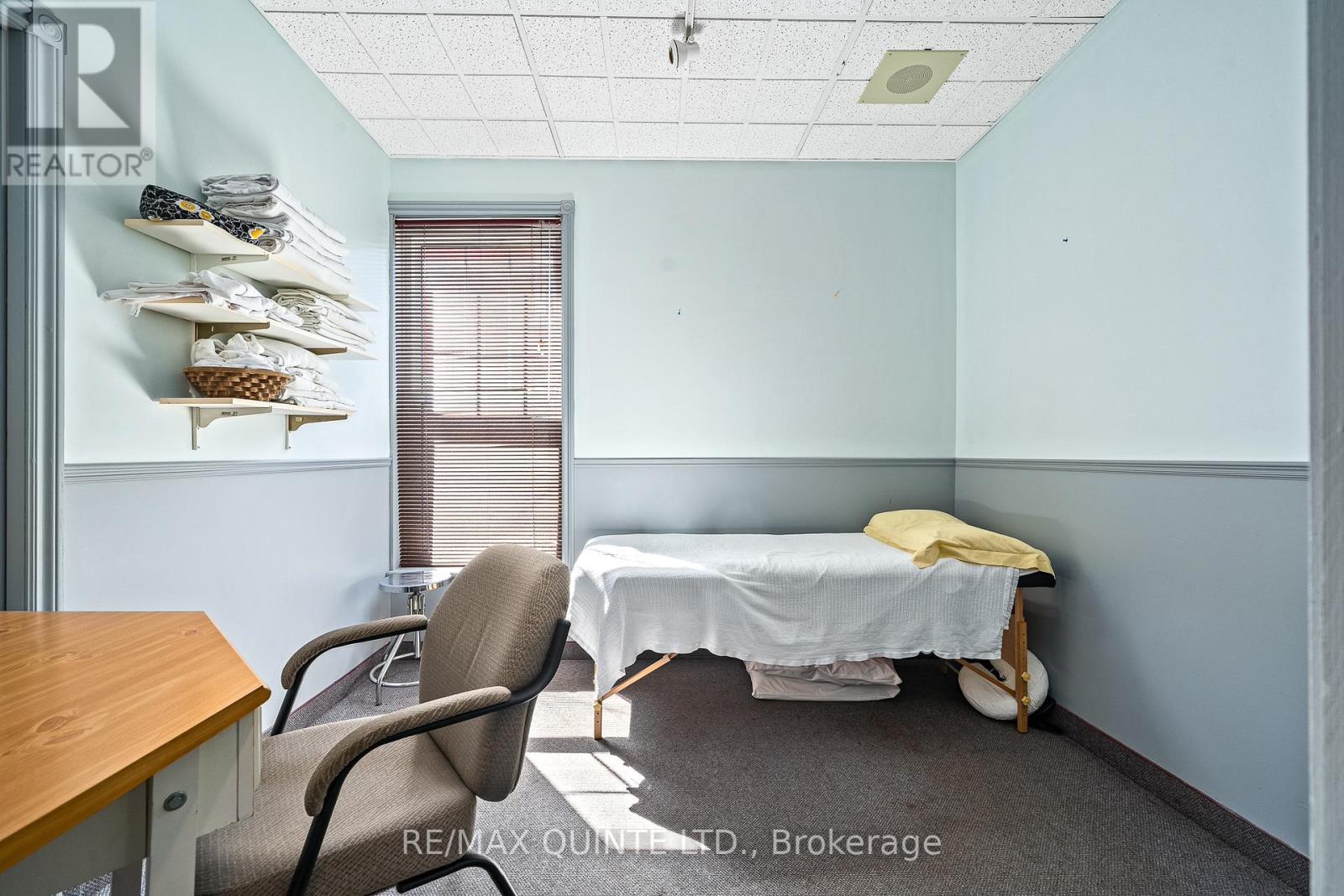 156 BRIDGE STREET E - 32