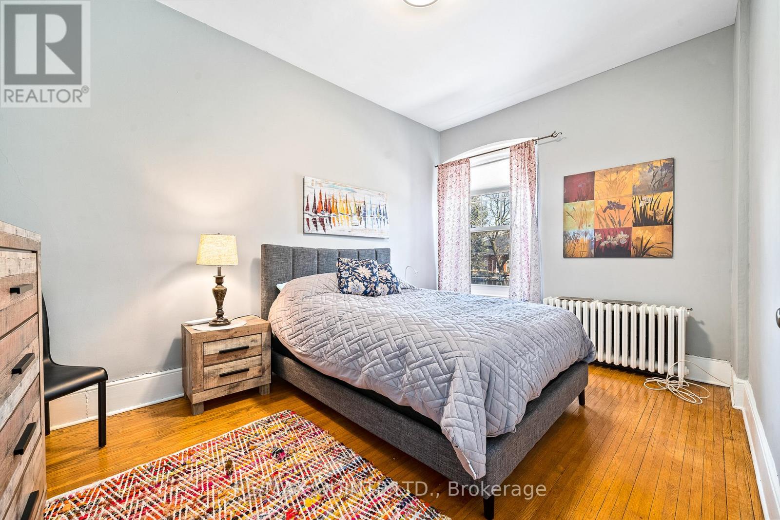 156 BRIDGE STREET E - 6