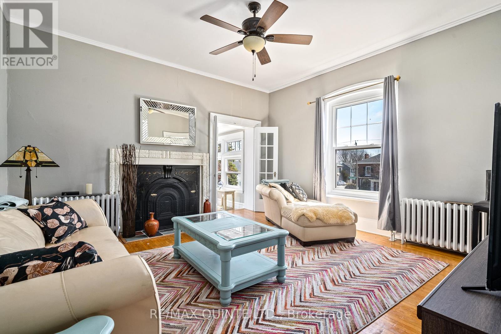 156 BRIDGE STREET E - 8