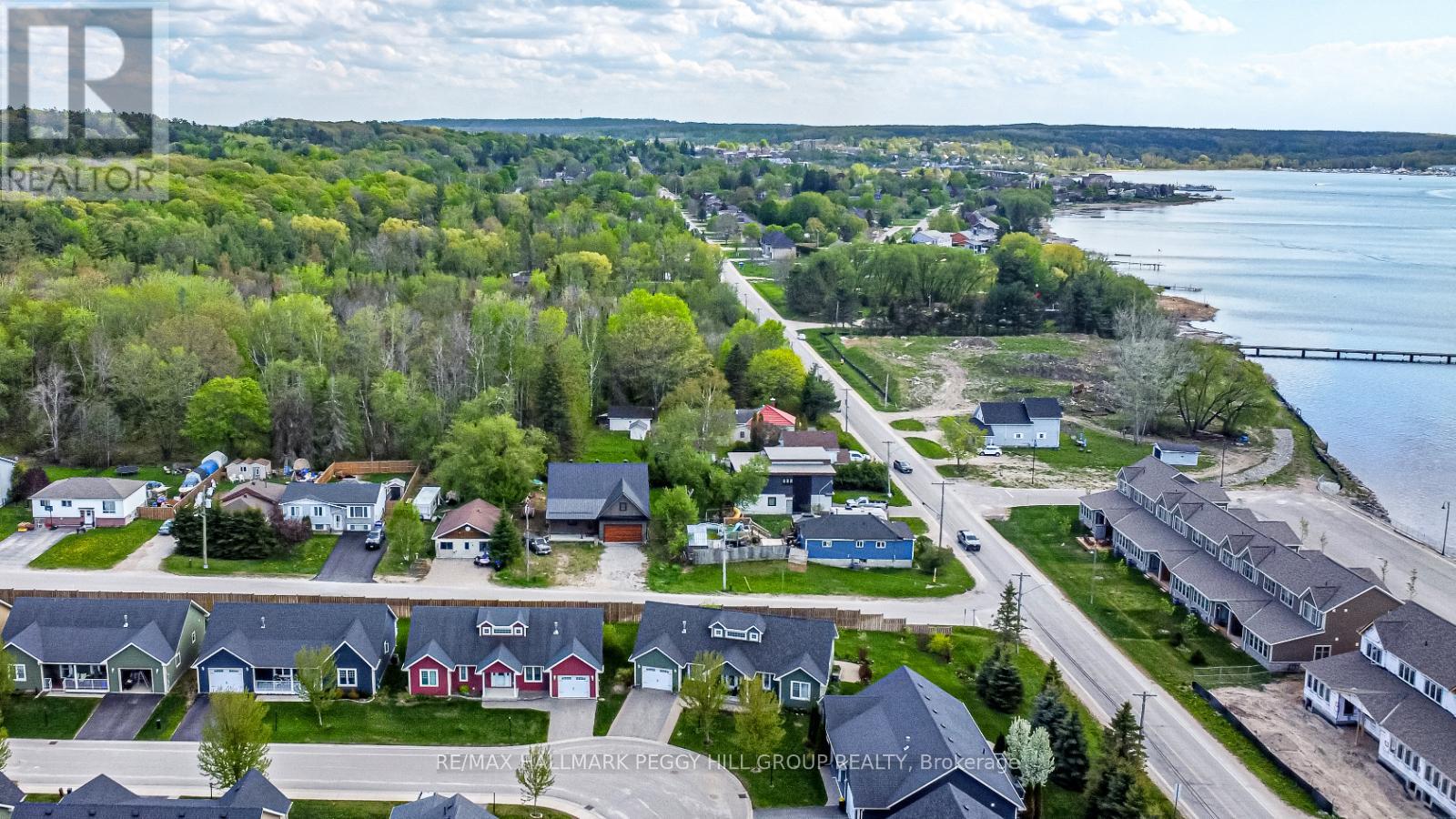 Photo 18 of 10 Grew Crescent, Penetanguishene ON