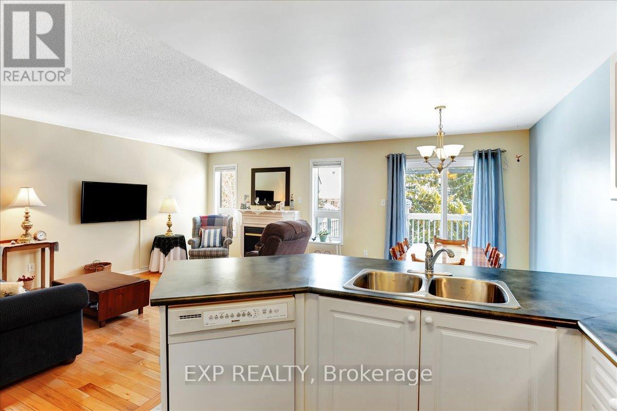 Photo 13 of 13 Masters Lane, Wasaga Beach ON