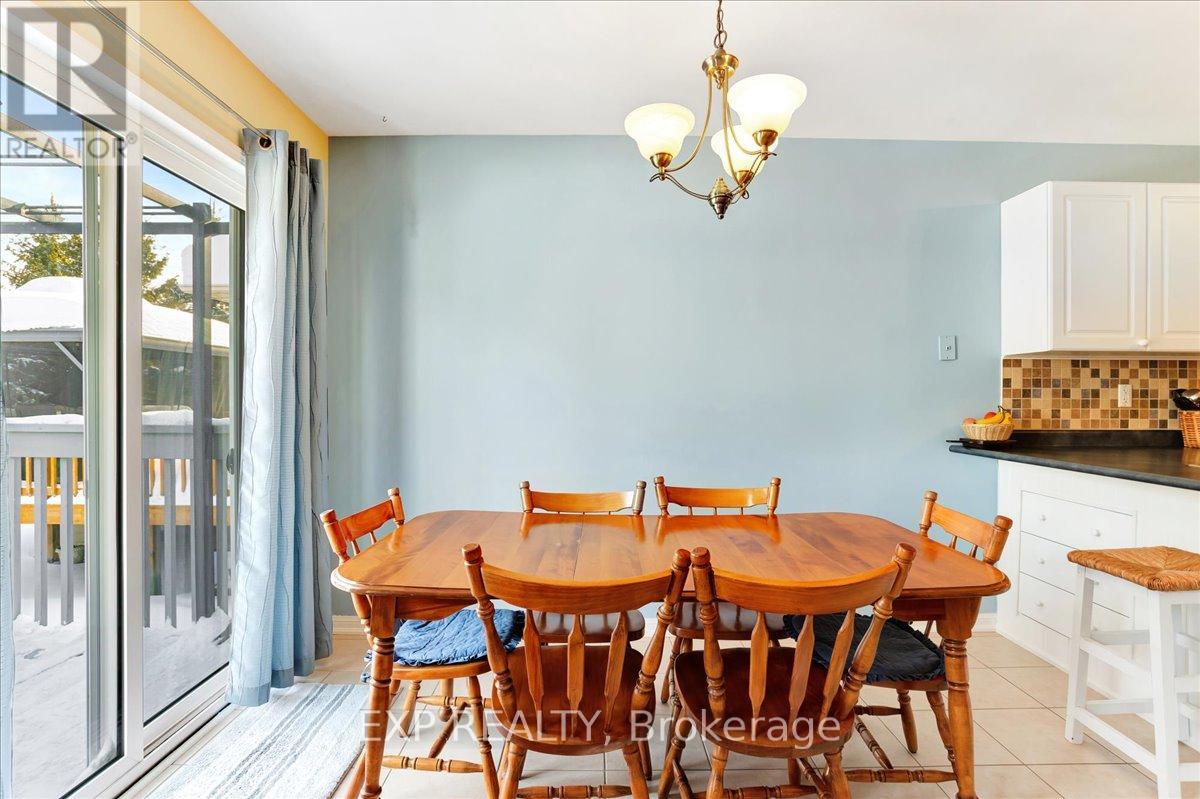 Photo 14 of 13 Masters Lane, Wasaga Beach ON