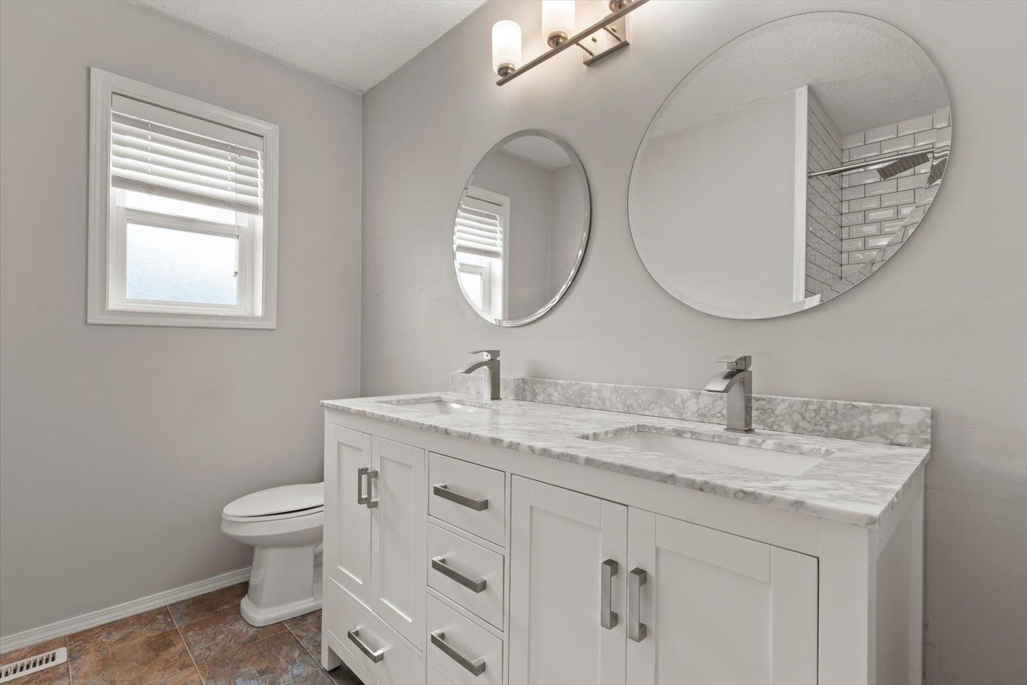 Photo 13 of 6532 Dayton Drive Sardis South, Chilliwack BC