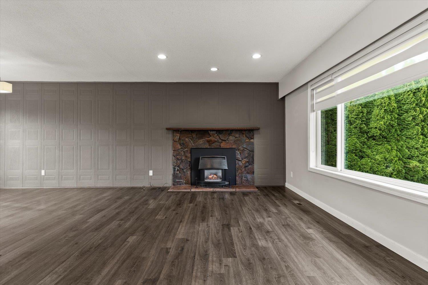 Photo 6 of 6532 Dayton Drive Sardis South, Chilliwack BC