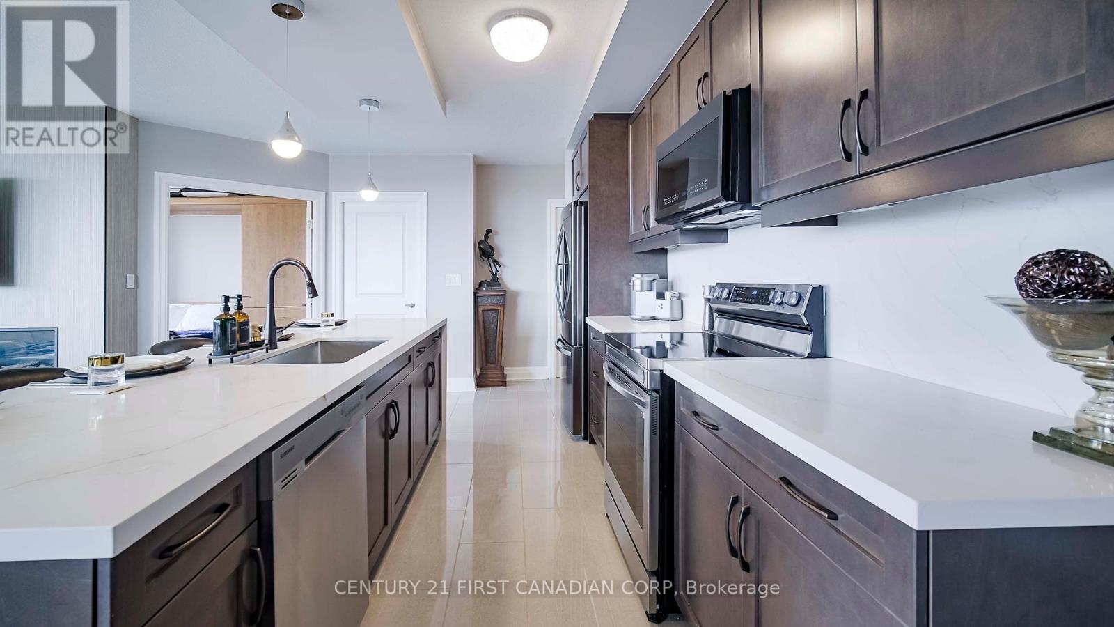 Photo 11 of 810 240 Villagewalk Boulevard, London North ON