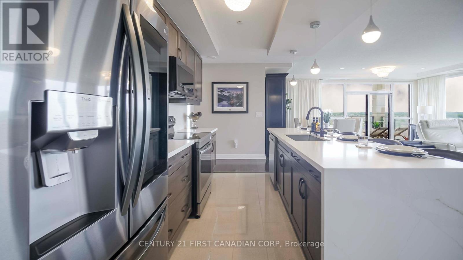Photo 12 of 810 240 Villagewalk Boulevard, London North ON