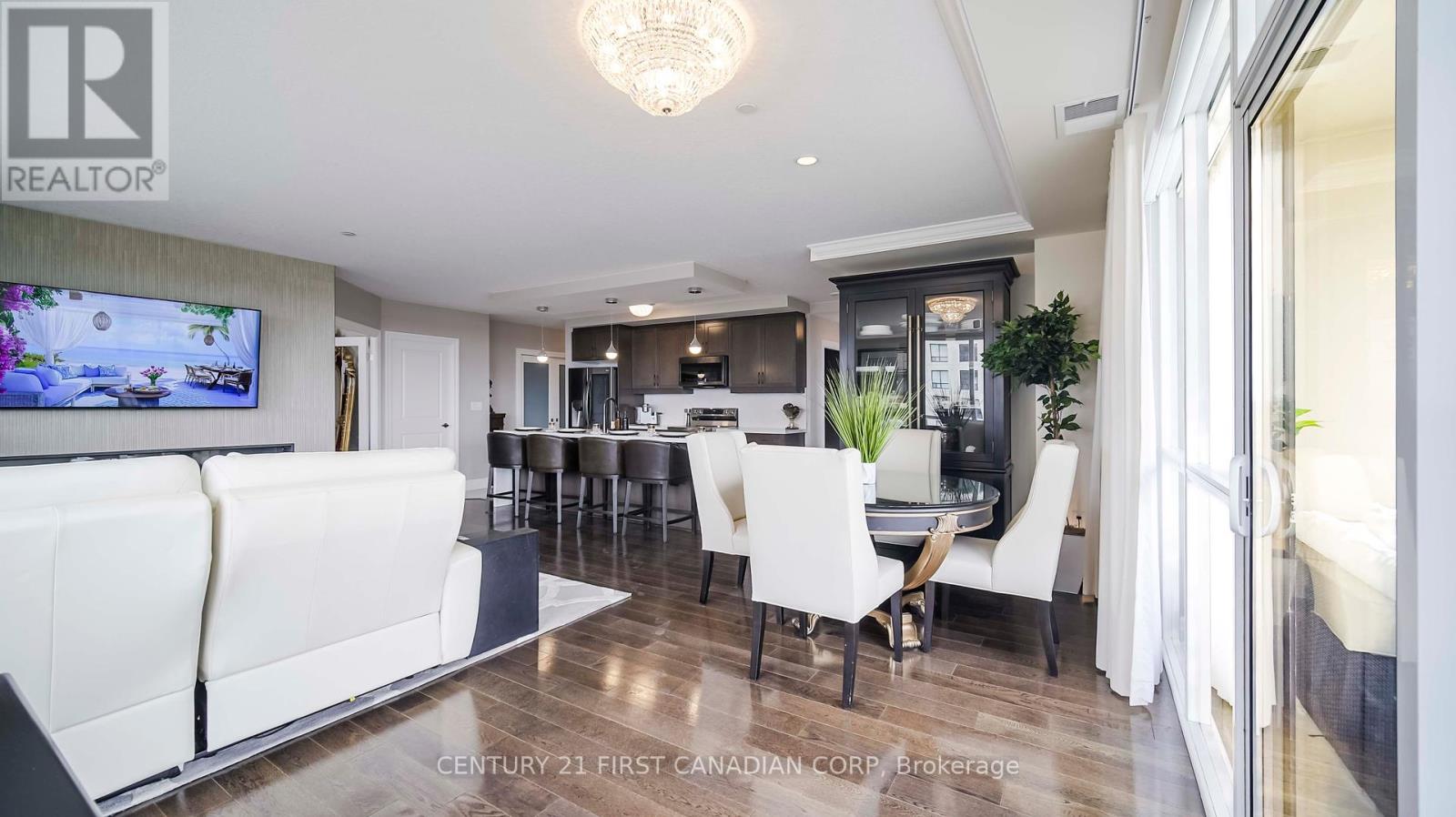 Photo 15 of 810 240 Villagewalk Boulevard, London North ON