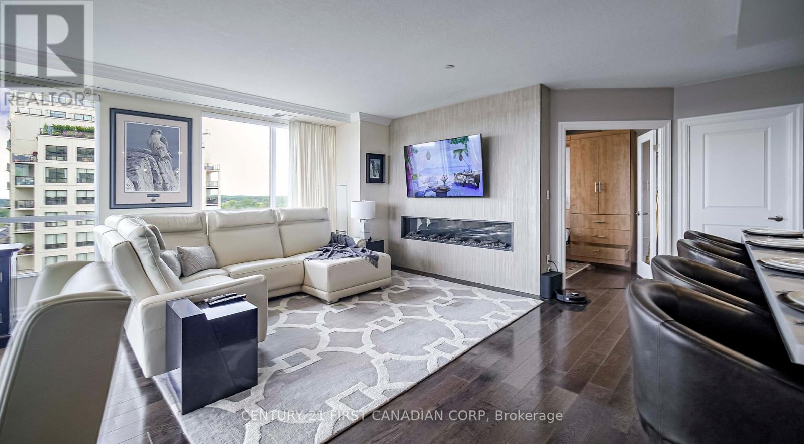 Photo 18 of 810 240 Villagewalk Boulevard, London North ON
