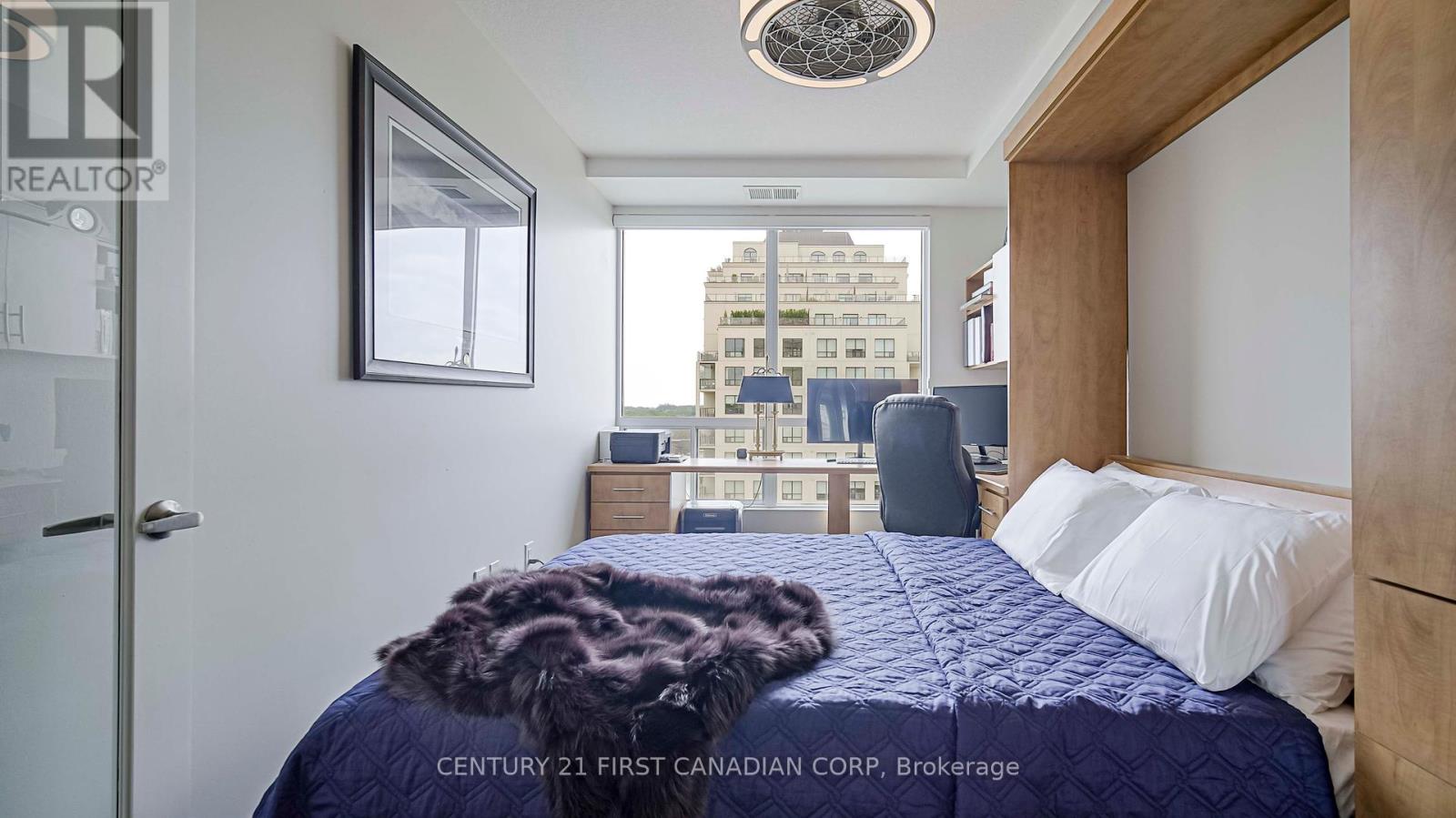 Photo 23 of 810 240 Villagewalk Boulevard, London North ON