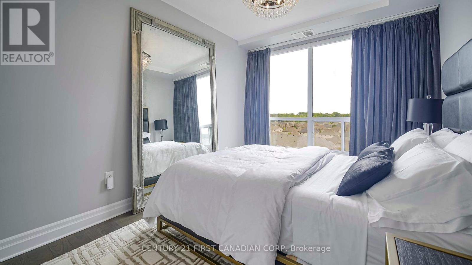 Photo 27 of 810 240 Villagewalk Boulevard, London North ON