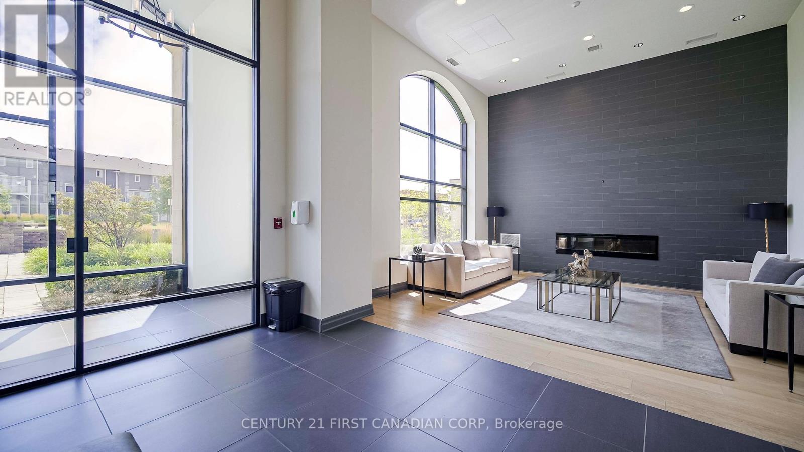 Photo 36 of 810 240 Villagewalk Boulevard, London North ON