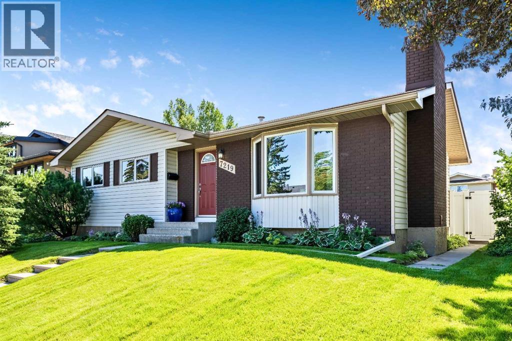 7219 Range Drive NW, Calgary, Alberta