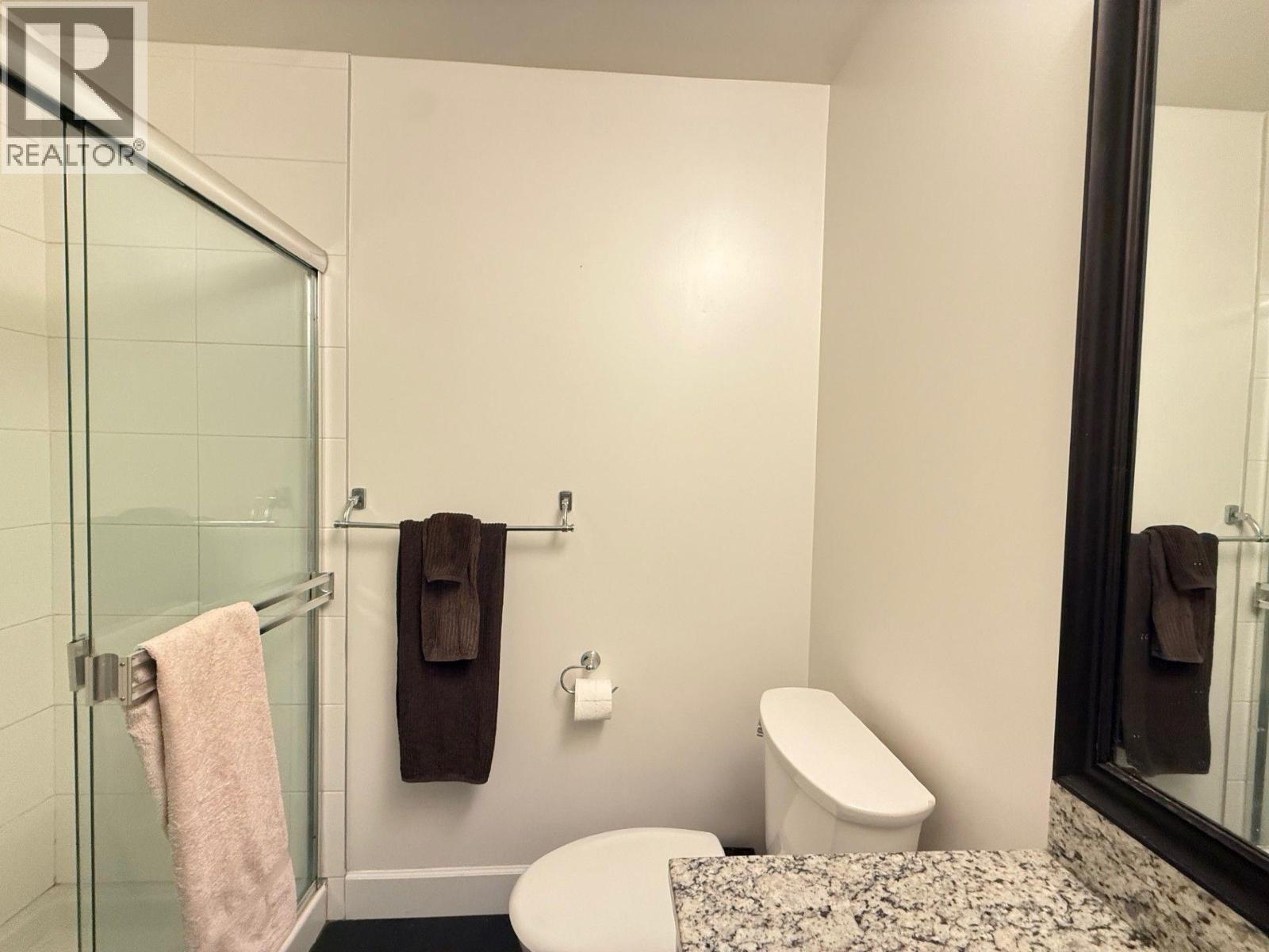 Photo 2 of 3311 W 12 Th Avenue, Vancouver BC