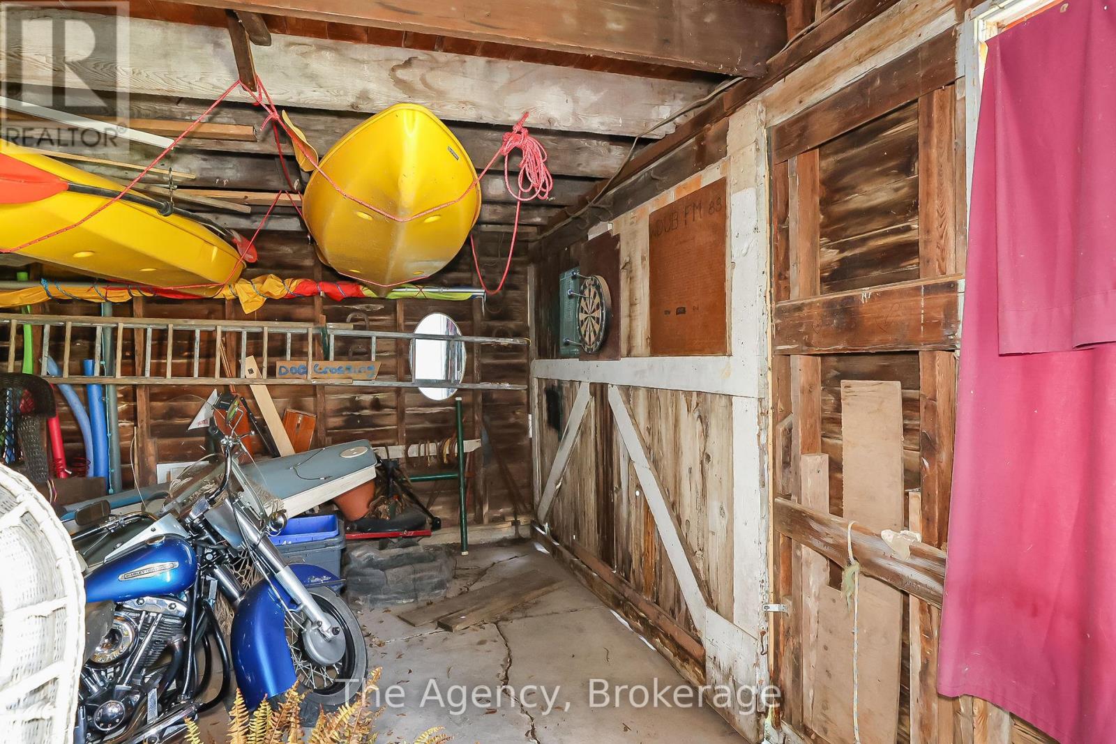Photo 35 of 11611 Beach Road W, Wainfleet ON
