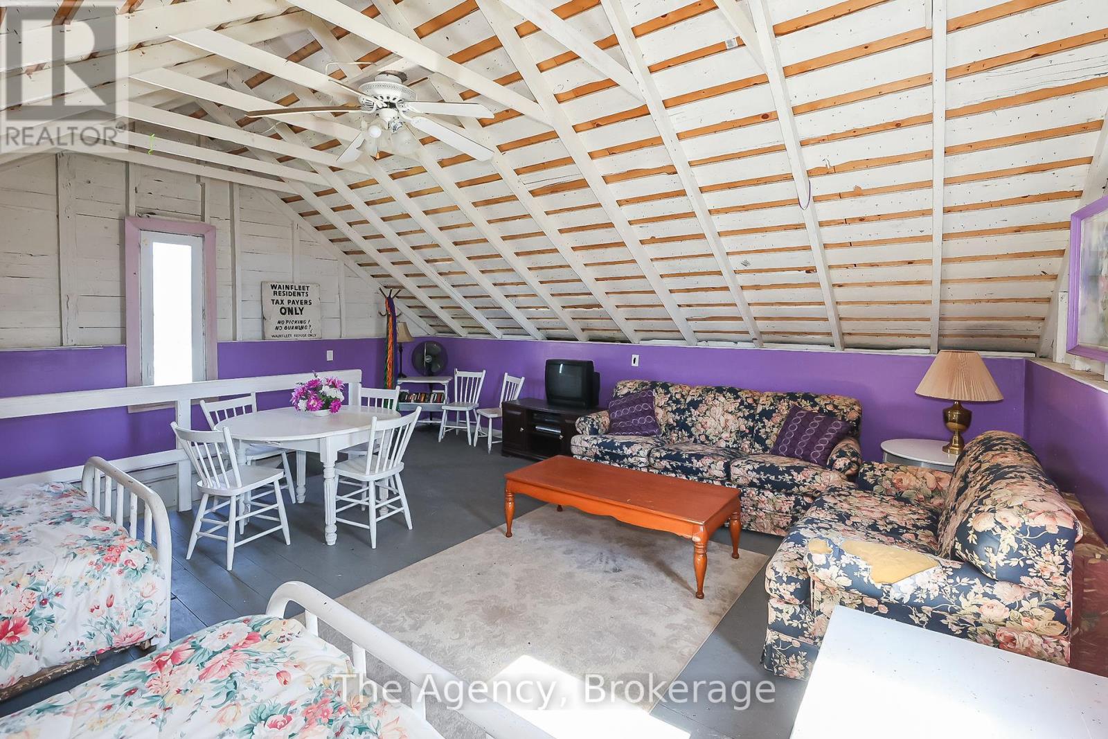 Photo 40 of 11611 Beach Road W, Wainfleet ON