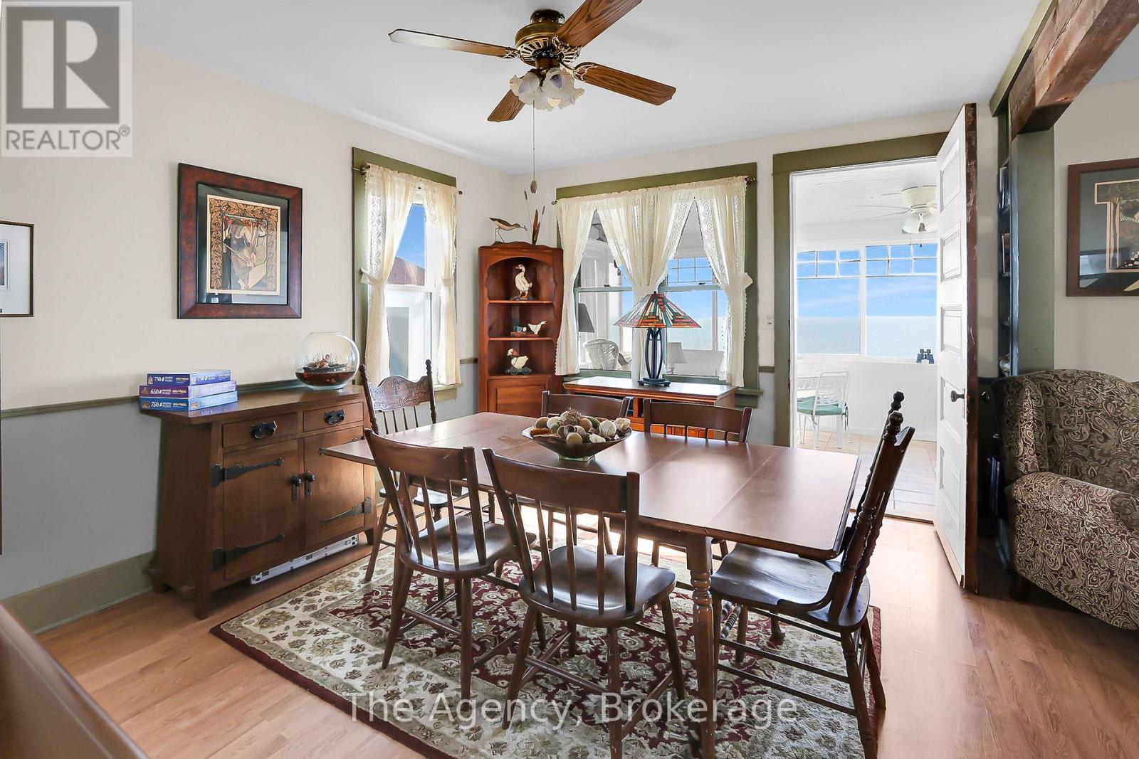 Photo 9 of 11611 Beach Road W, Wainfleet ON