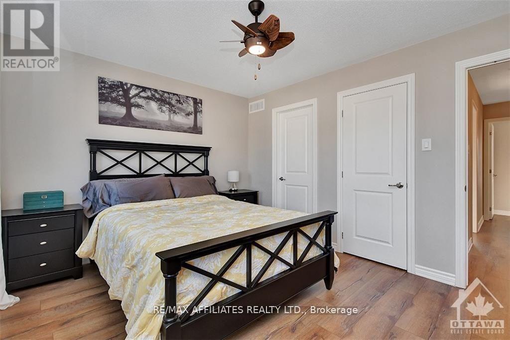 Photo 17 of 514 Broadleaf Street, Ottawa ON