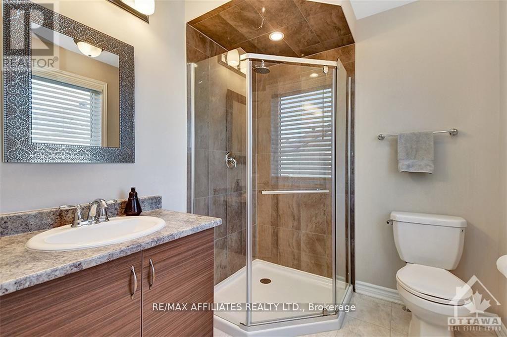 Photo 18 of 514 Broadleaf Street, Ottawa ON