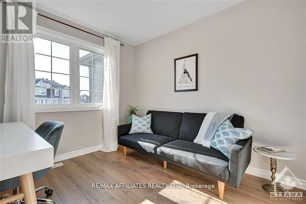 Photo 19 of 514 Broadleaf Street, Ottawa ON