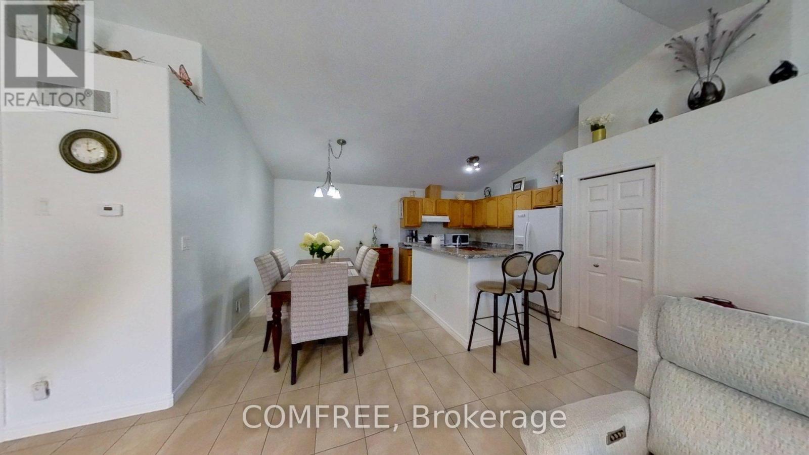 Photo 26 of 20 Normandy Avenue, Kingsville ON