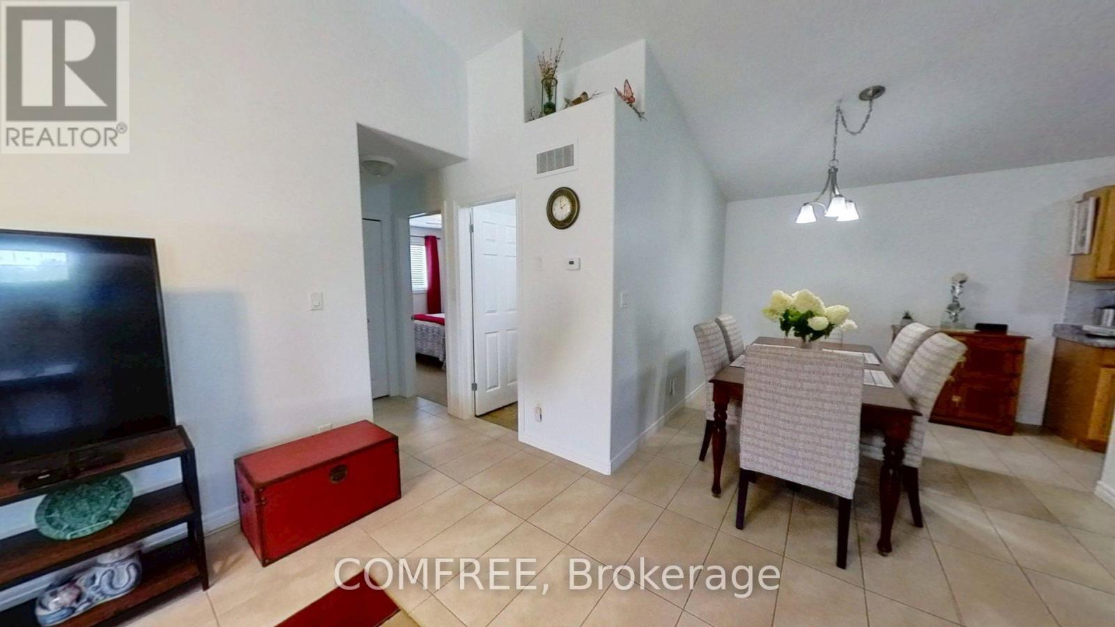 Photo 24 of 20 Normandy Avenue, Kingsville ON
