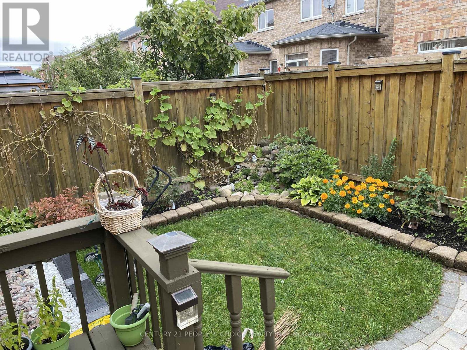 Photo 10 of 4757 Bluefeather Lane, Mississauga ON